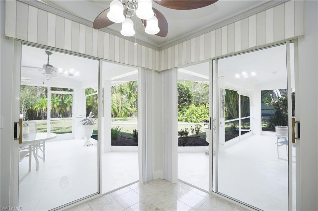 COUNTRY OAKS - Residential