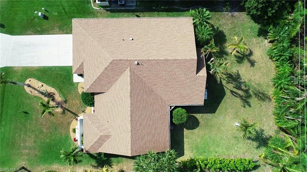 COUNTRY OAKS - Residential