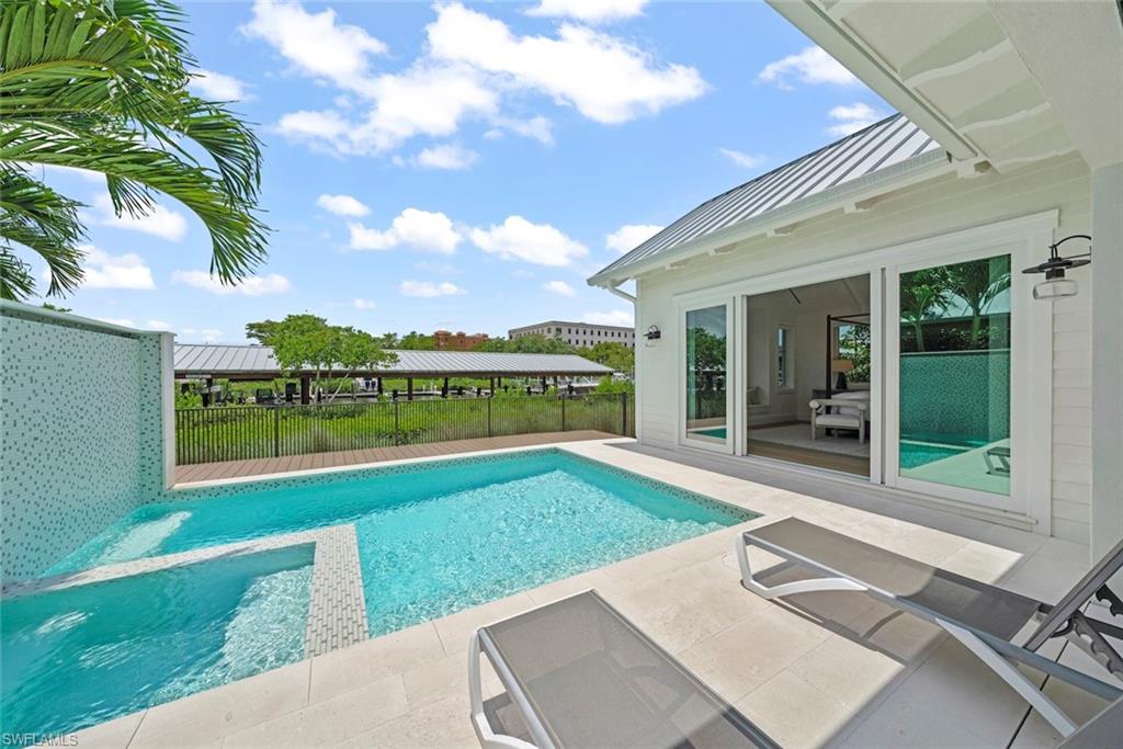 MANGROVE BAY - Residential
