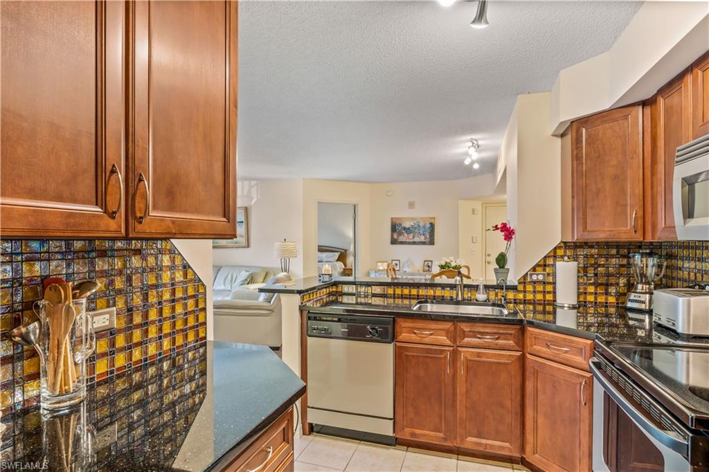 SAN MIRAGE - Residential