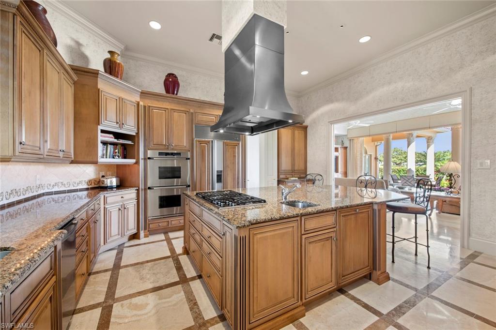 ESTATES AT BAY COLONY GOLF CLUB - Residential