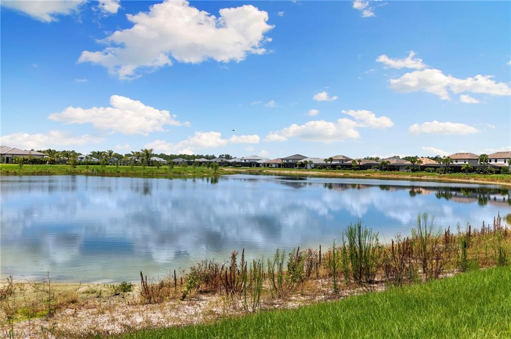 VERDANA VILLAGE - Residential