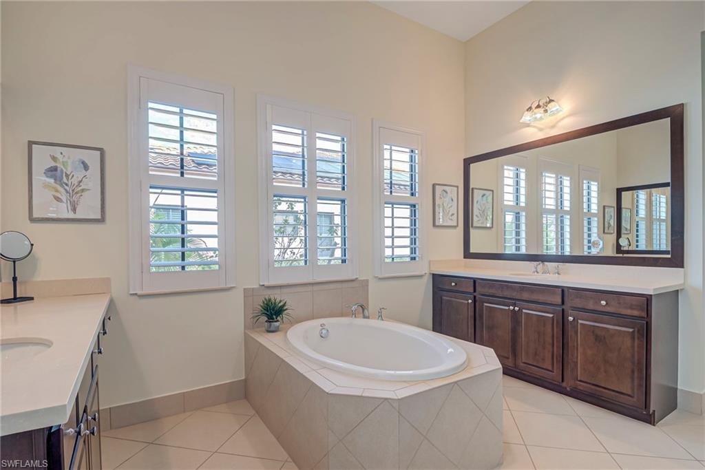 MAPLE RIDGE RESERVE - Residential
