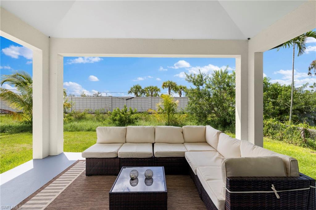 HALLENDALE - Residential Lease