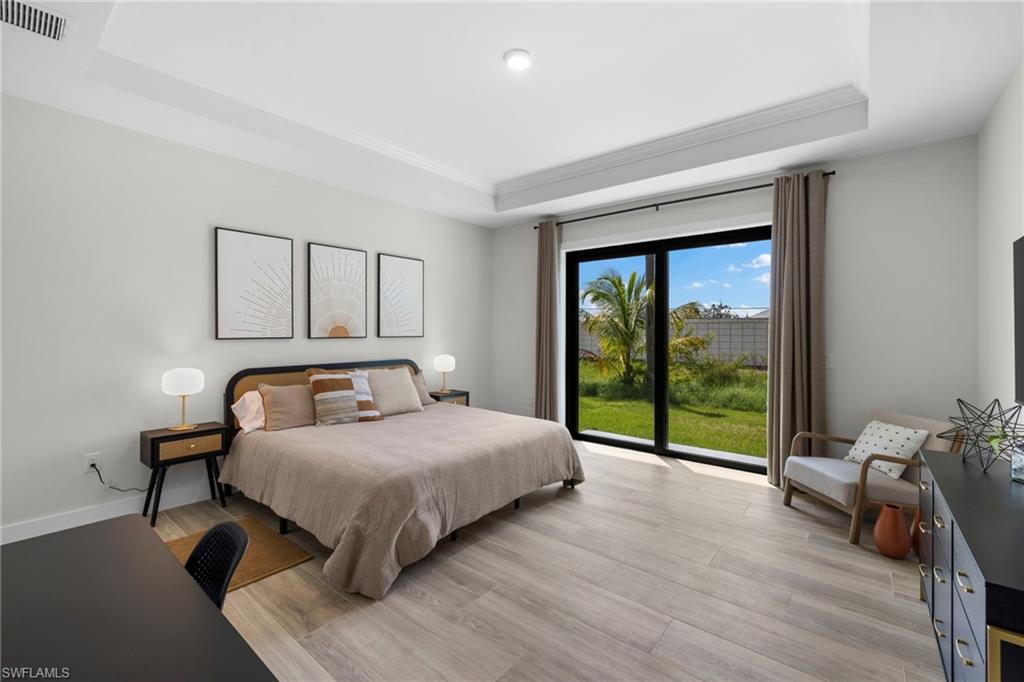 HALLENDALE - Residential Lease