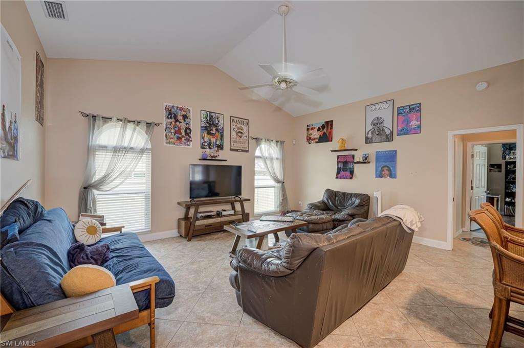 CAPE CORAL - Residential