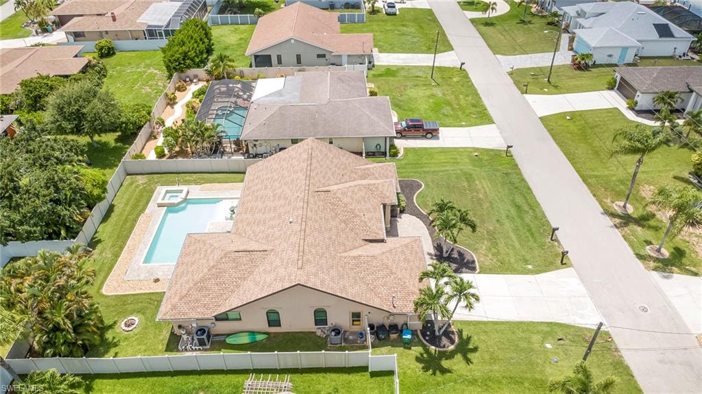 CAPE CORAL - Residential