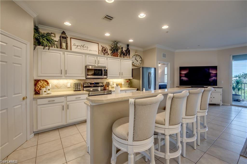CALUSA PALMS II - Residential Lease
