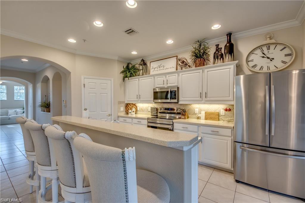 CALUSA PALMS II - Residential Lease