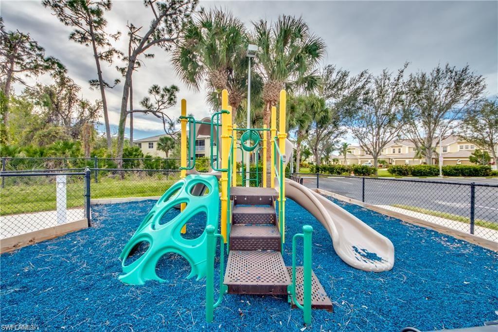 CALUSA PALMS II - Residential Lease