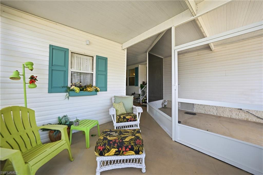 RIVERWALK - Residential