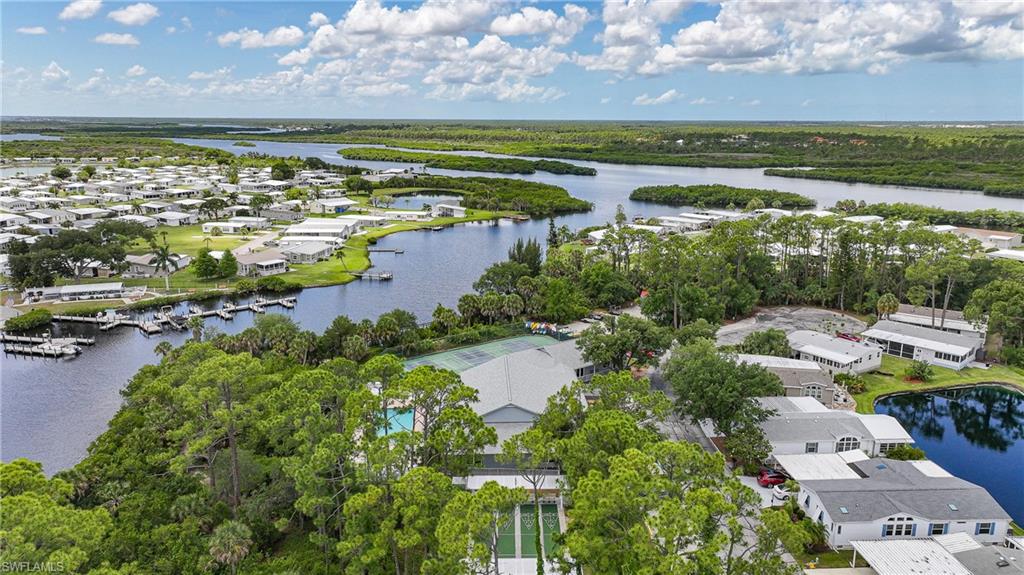 RIVERWALK - Residential