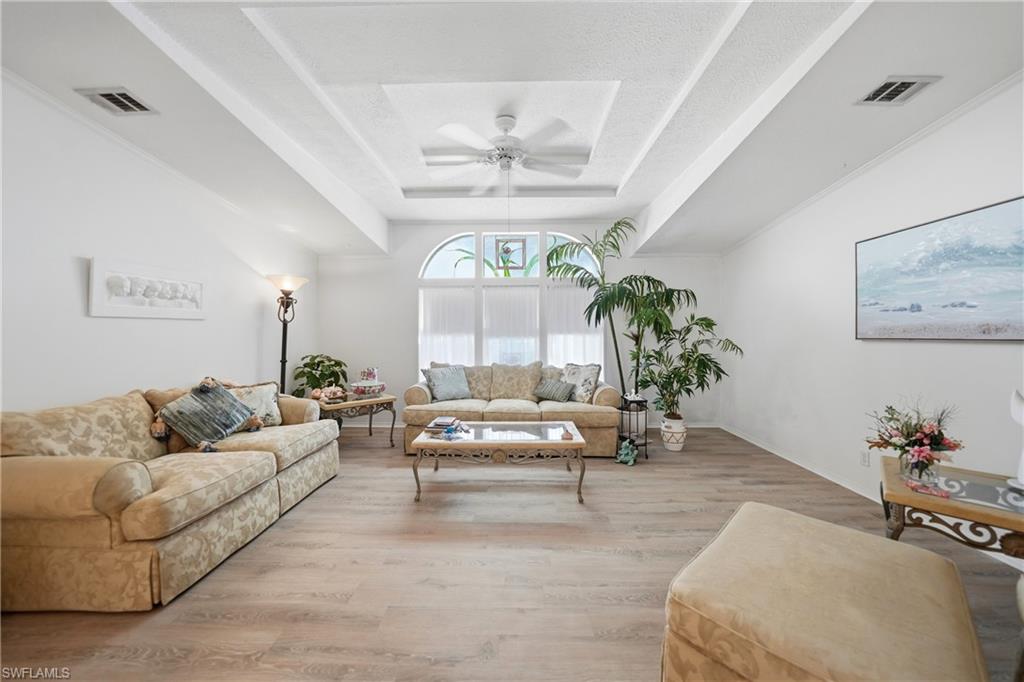 RIVERWALK - Residential