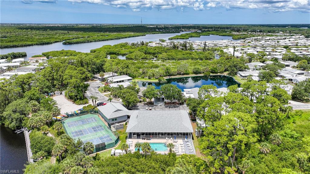 RIVERWALK - Residential