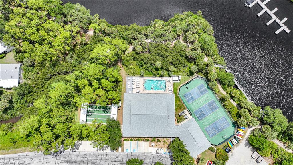 RIVERWALK - Residential
