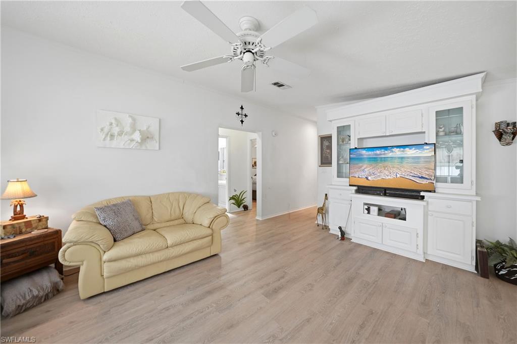 RIVERWALK - Residential