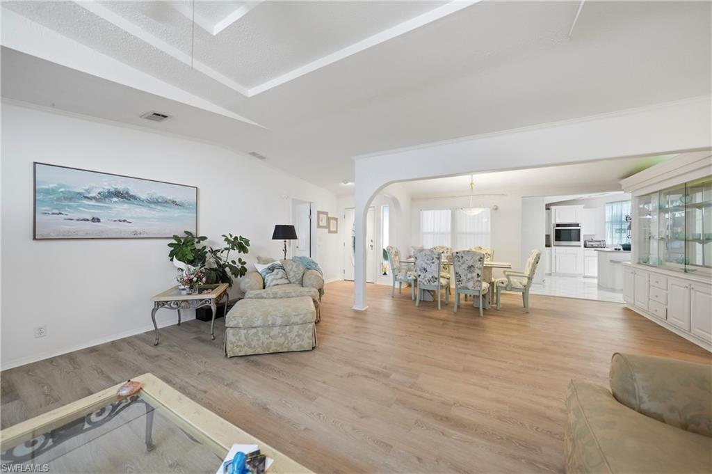 RIVERWALK - Residential