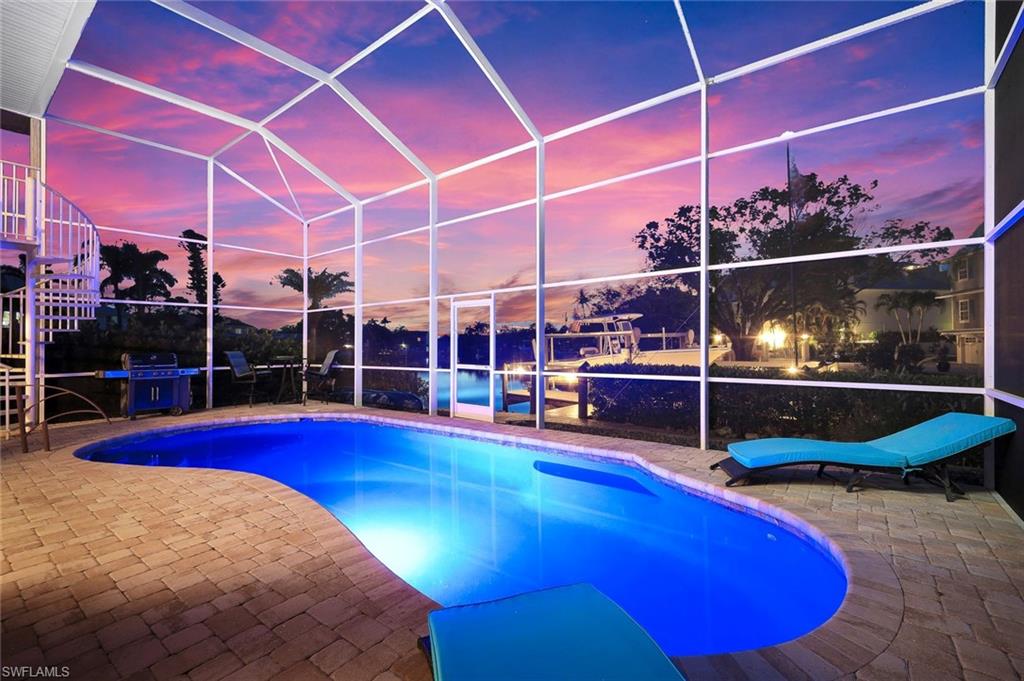 RIVIERA COLONY - Residential