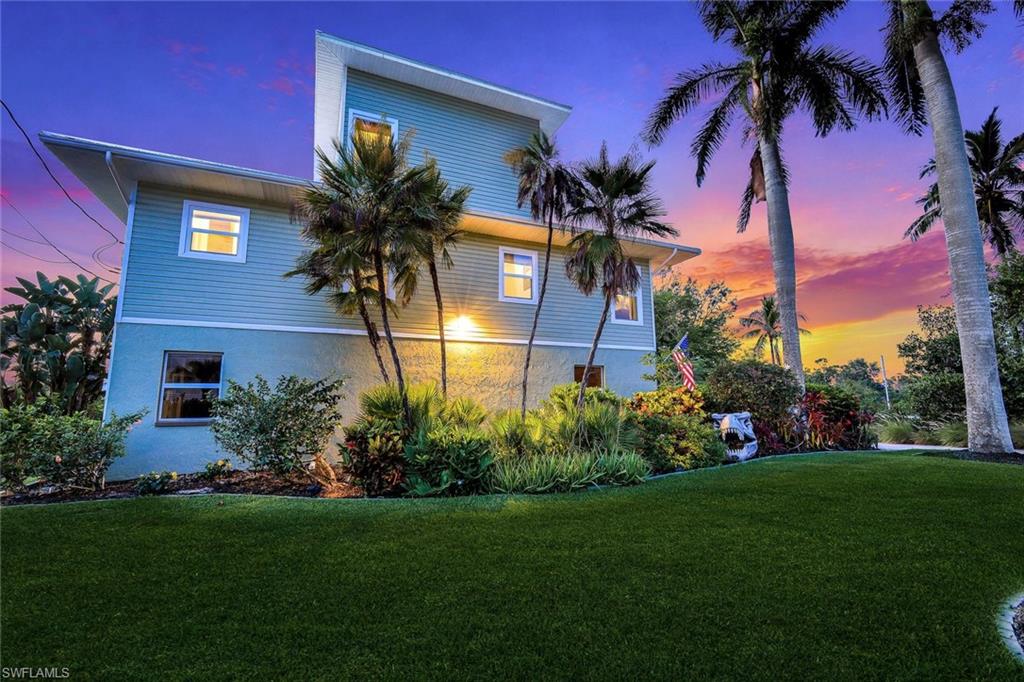 RIVIERA COLONY - Residential