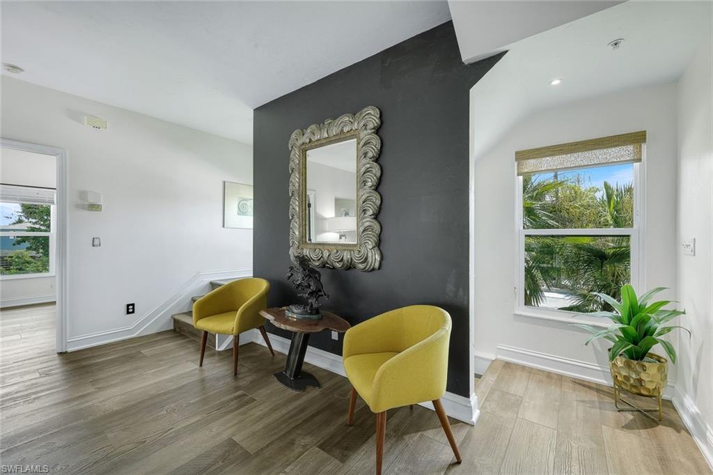 RIVIERA COLONY - Residential