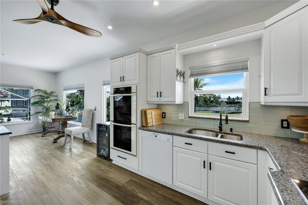 RIVIERA COLONY - Residential