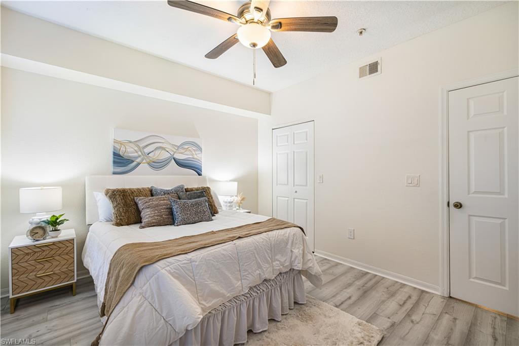 ROYAL GREENS - Residential