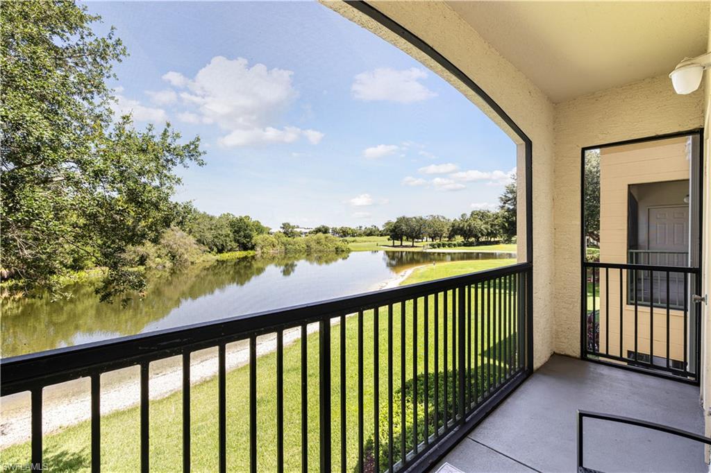 ROYAL GREENS - Residential