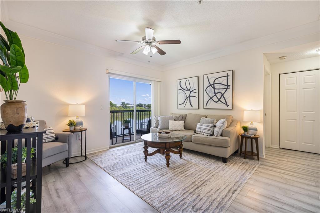 ROYAL GREENS - Residential