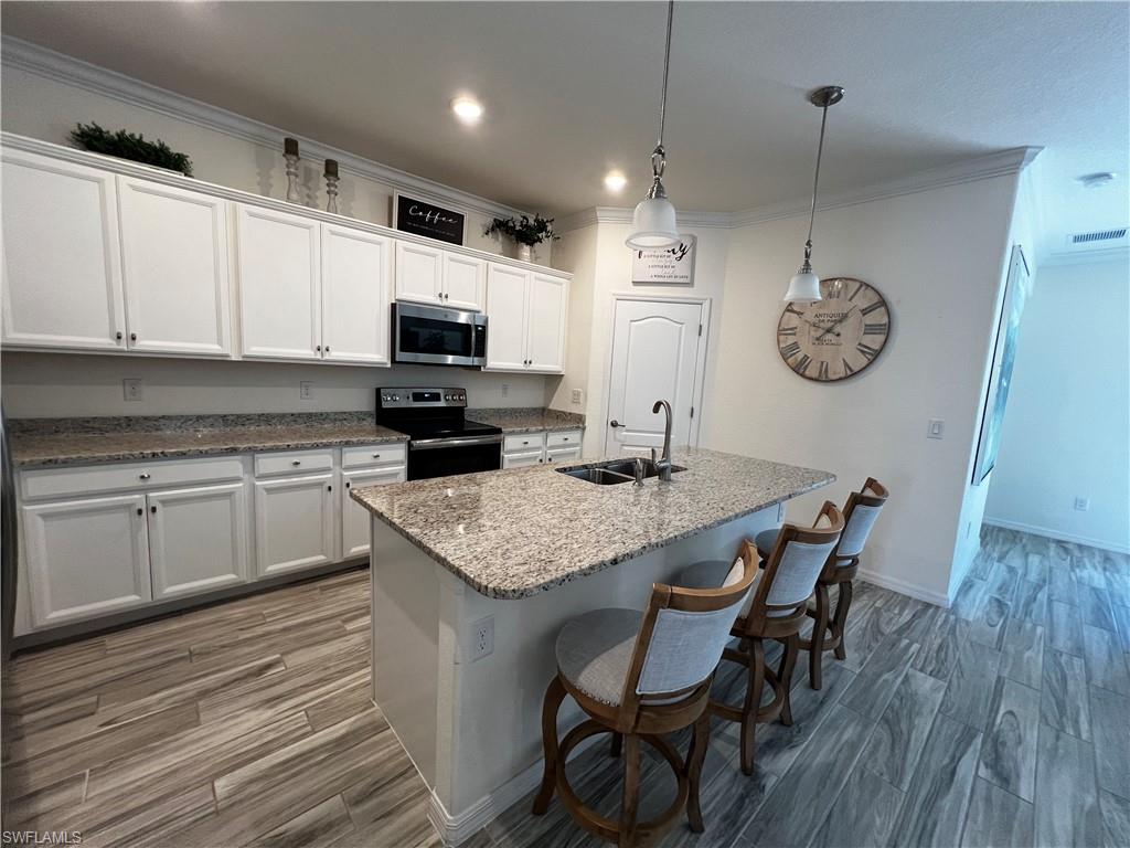 MIRADA - Residential Lease