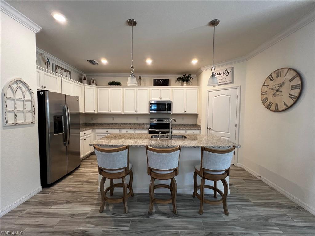 MIRADA - Residential Lease