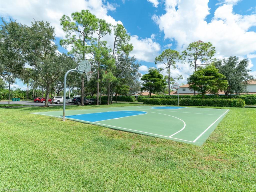 BRIARWOOD - Residential