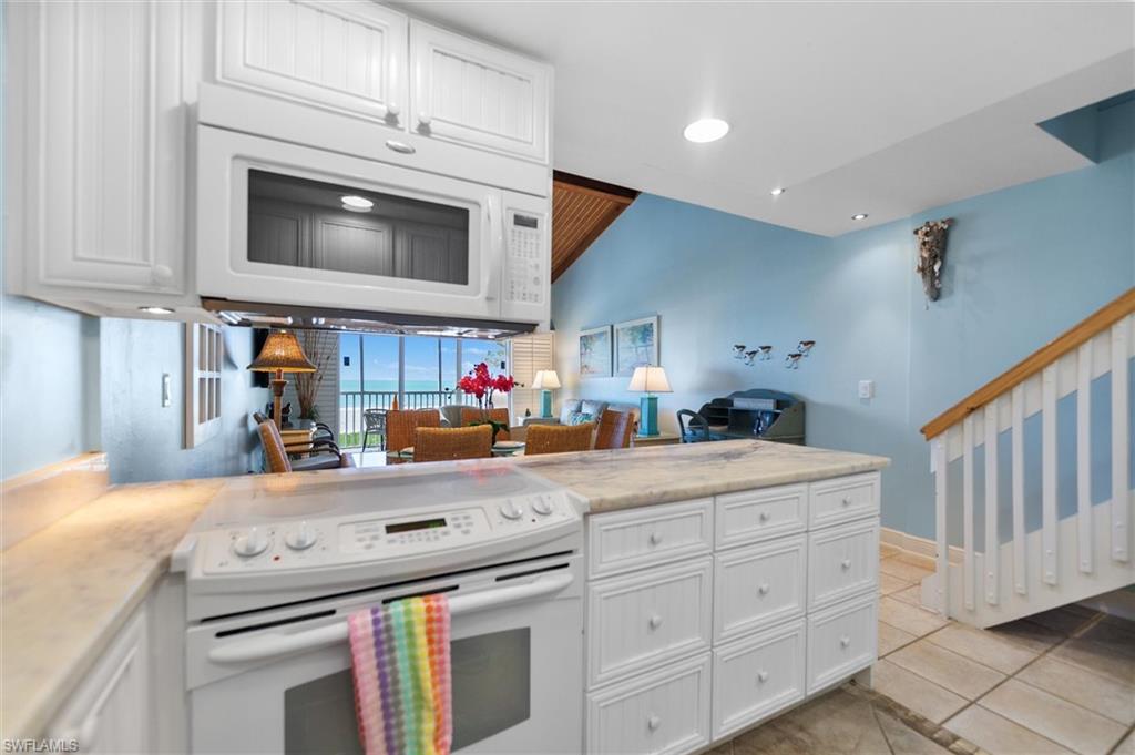 GULF BEACH VILLAS - Residential