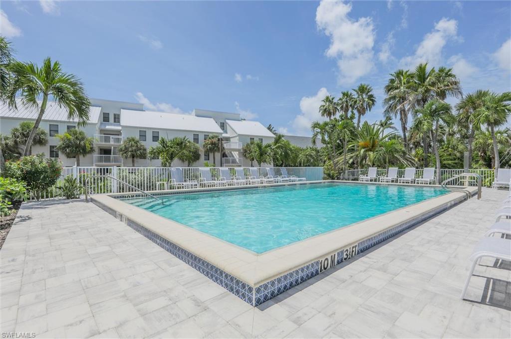 GULF BEACH VILLAS - Residential