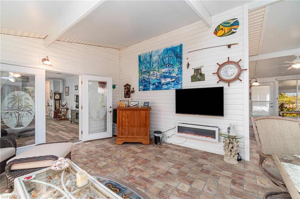 BAYSIDE ESTATES - Residential