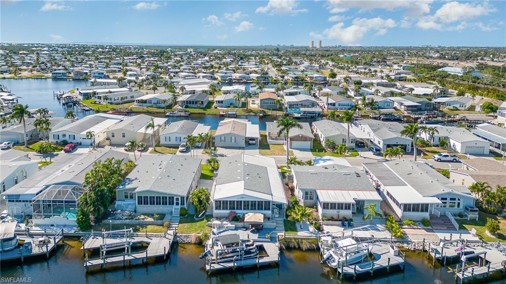 BAYSIDE ESTATES - Residential