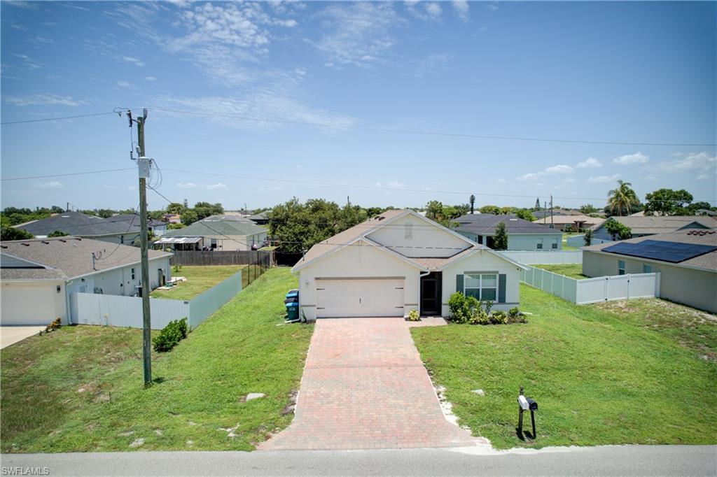 CAPE CORAL - Residential