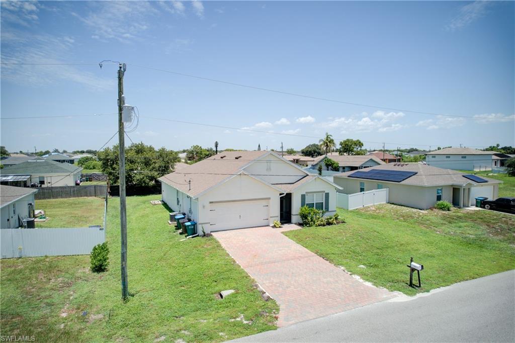 CAPE CORAL - Residential