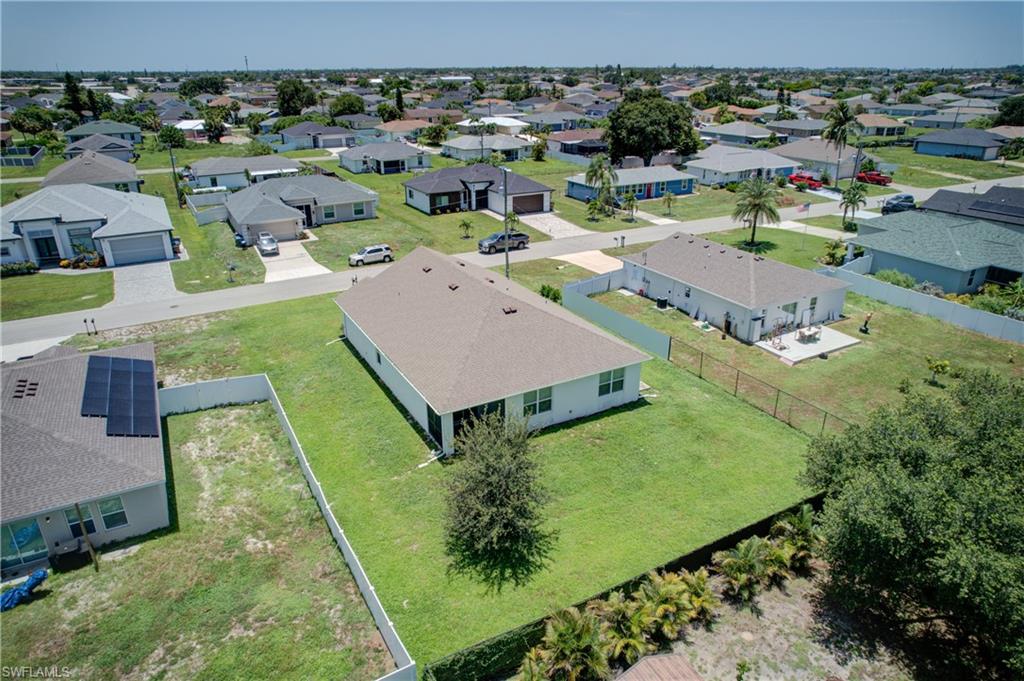 CAPE CORAL - Residential