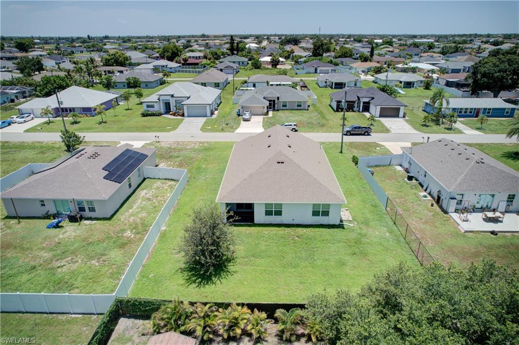 CAPE CORAL - Residential