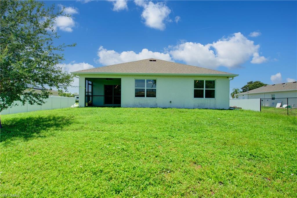CAPE CORAL - Residential