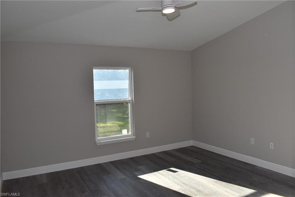 NORTH PORT - Residential Lease