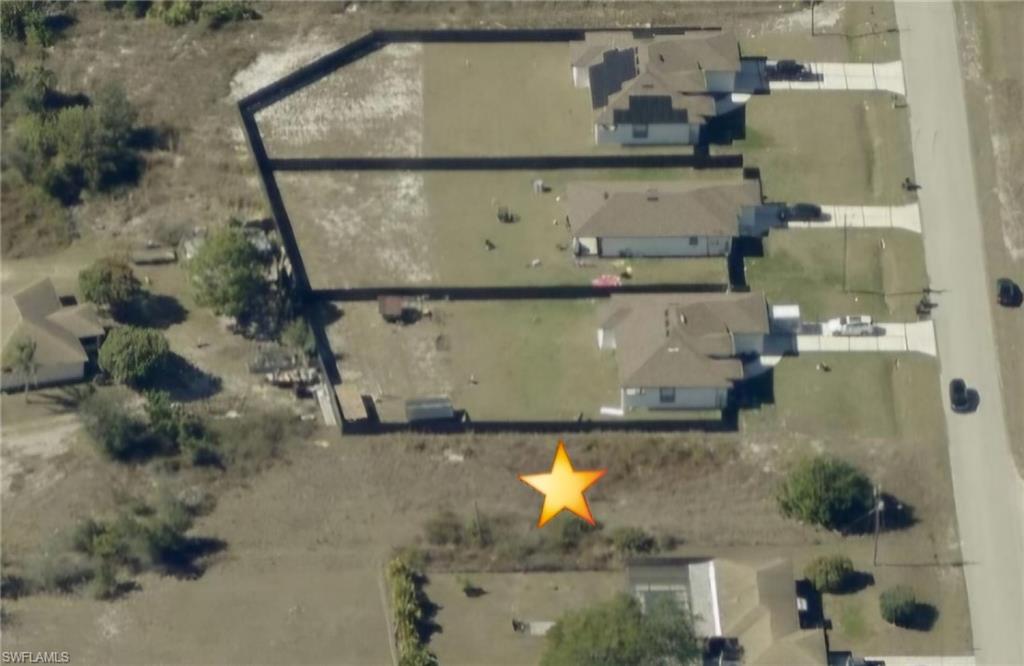 LEHIGH ACRES - Land