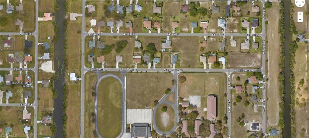 CAPE CORAL - Land