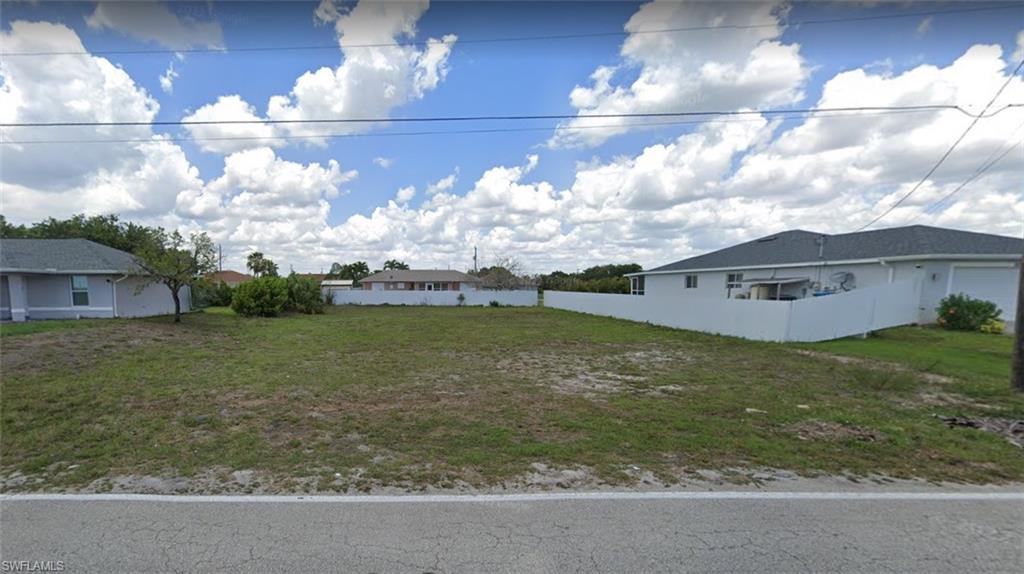 CAPE CORAL - Land