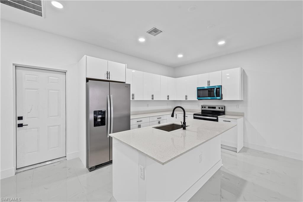 LEHIGH ACRES - Residential Income