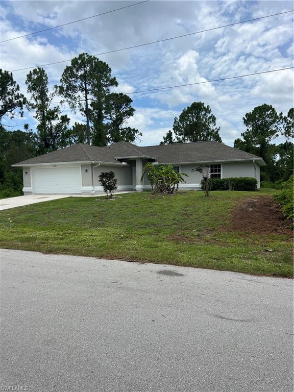 Well maintained all tile 3 bedroom 2 bath 2 car garage  in prime location 
Will not last