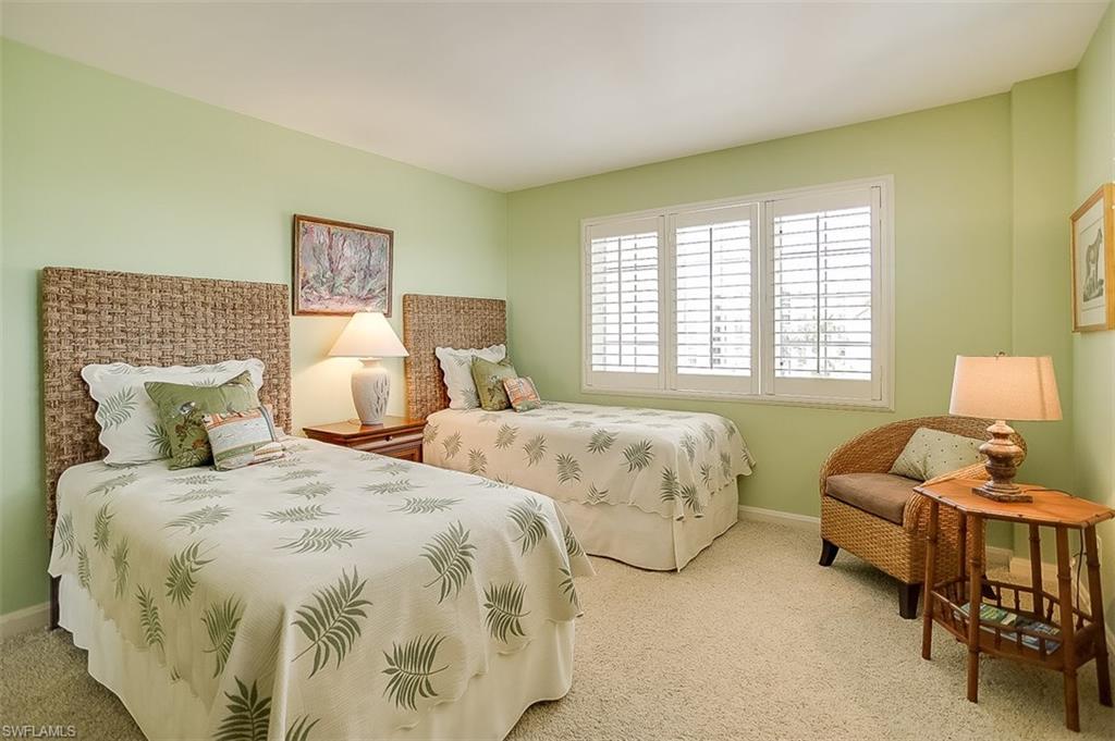 SHORES OF NAPLES - Residential