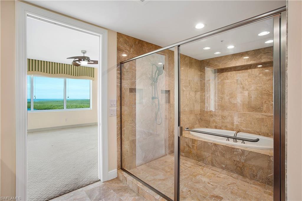 GRANDE PHOENICIAN - Residential