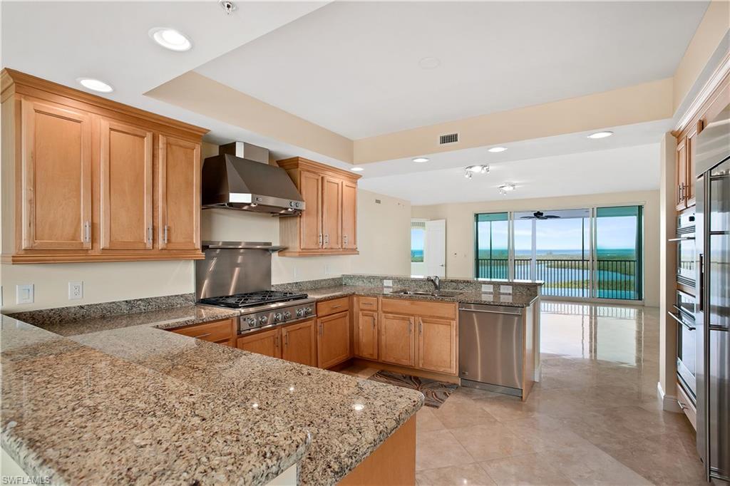 GRANDE PHOENICIAN - Residential