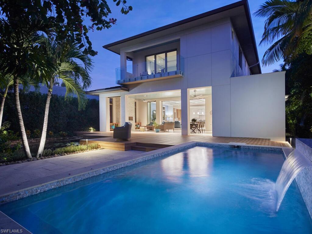 OLDE NAPLES - Residential